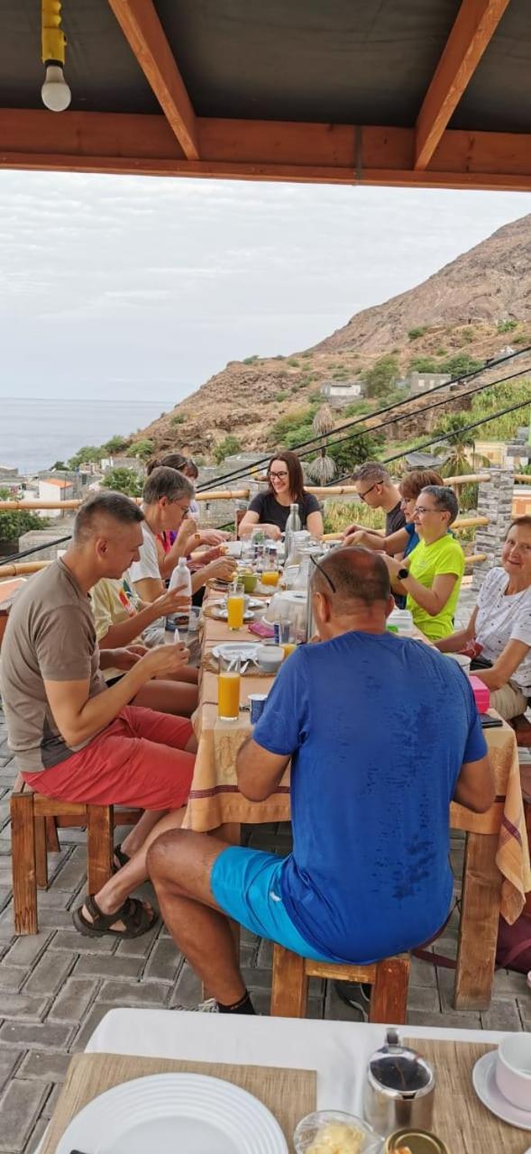 Kaza Ladera Bed & Breakfast Seladinha Ngoại thất bức ảnh