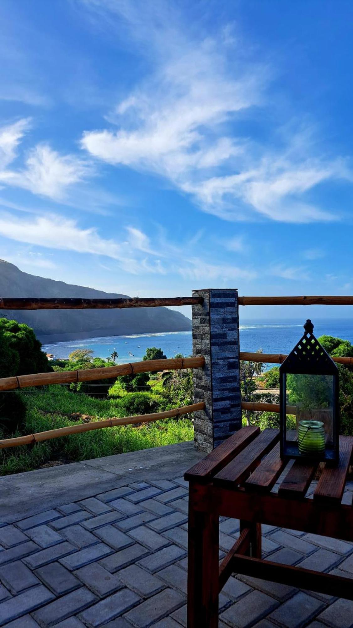 Kaza Ladera Bed & Breakfast Seladinha Ngoại thất bức ảnh