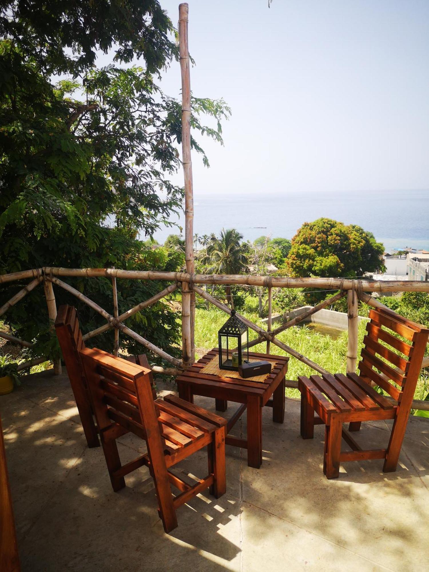 Kaza Ladera Bed & Breakfast Seladinha Ngoại thất bức ảnh