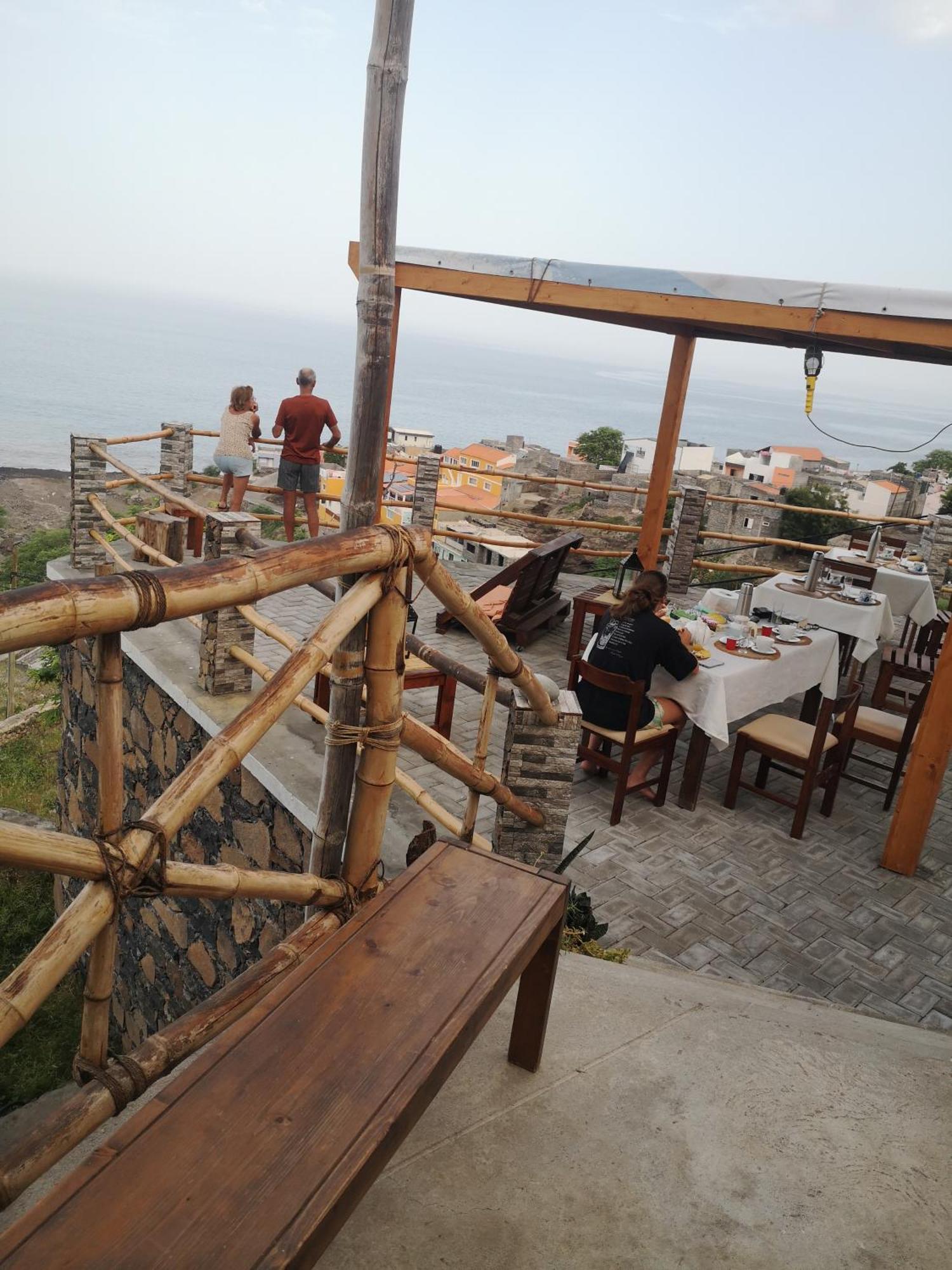 Kaza Ladera Bed & Breakfast Seladinha Ngoại thất bức ảnh