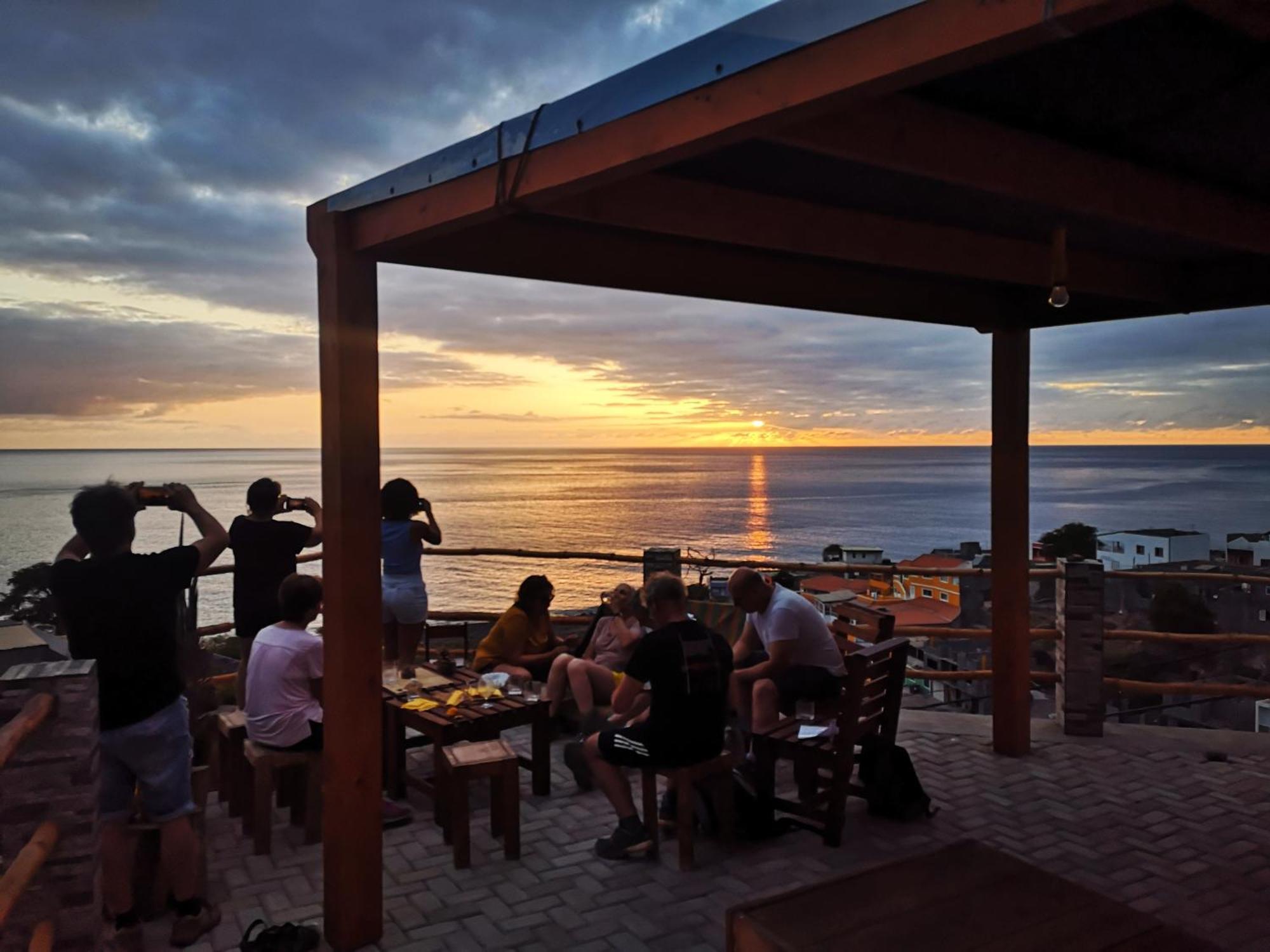 Kaza Ladera Bed & Breakfast Seladinha Ngoại thất bức ảnh